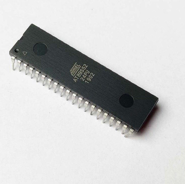 AT89S52 8051 Microcontroller